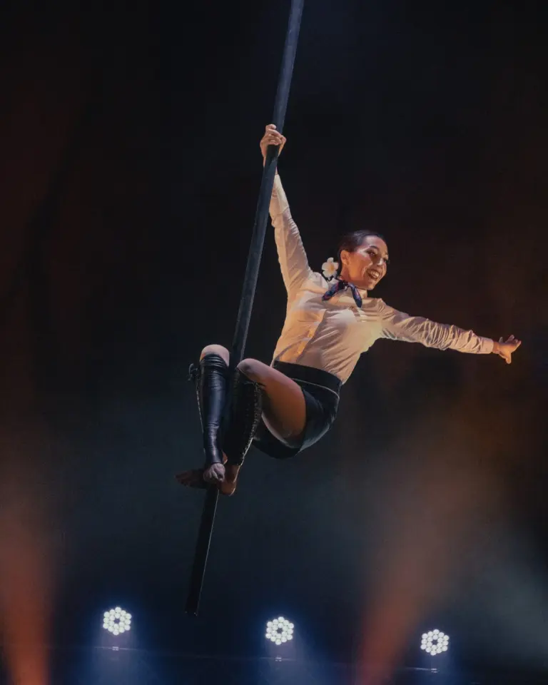 Instagram post from endlessvariete. This post is in position 2.